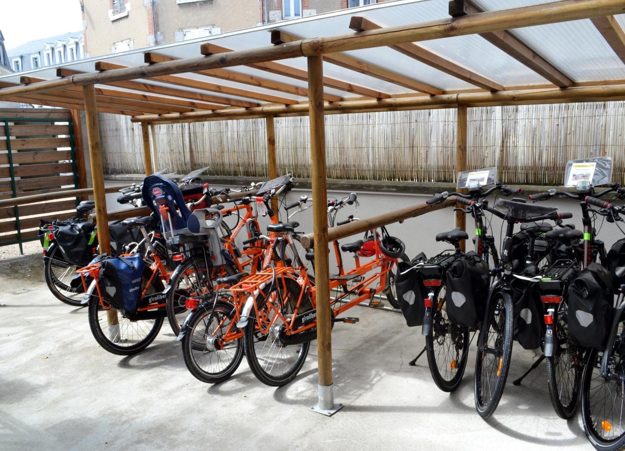 Loire Velo 3 Appartements Moderne Velo Parking 20 Places Velos Centre Ville Historique Blois Exterior foto